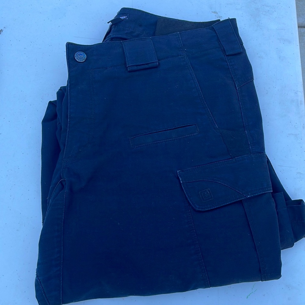5.11 women’s tactical pants in navy.